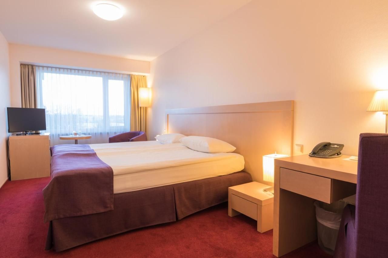 Отель Riga Islande Hotel with FREE Parking Рига